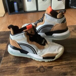 Nike Air Jordan Aerospace 720 in White, Brown, and Black